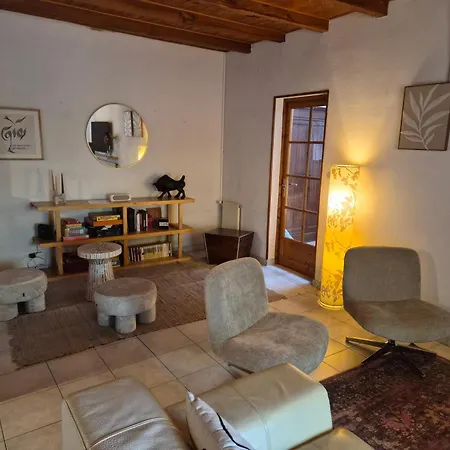La Breuviere Maison Charentaise Avec Piscine *