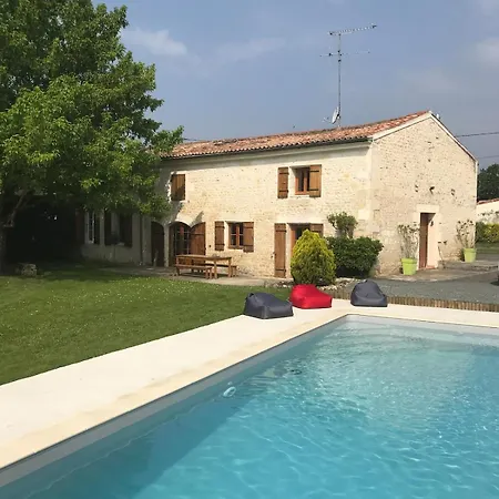La Breuviere Maison Charentaise Avec Piscine Vakantiehuis *