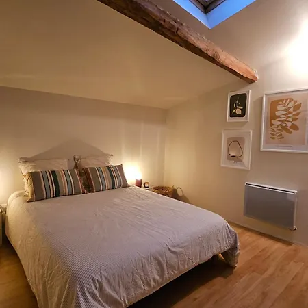 La Breuviere Maison Charentaise Avec Piscine * Mosnac (Charente-Maritime)